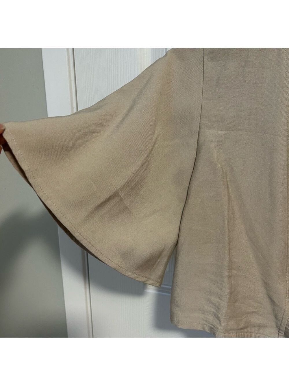 Coco & Yves Front Tie Women's Top, Size Small, Colour Khaki Beige. - Picture 4 of 8